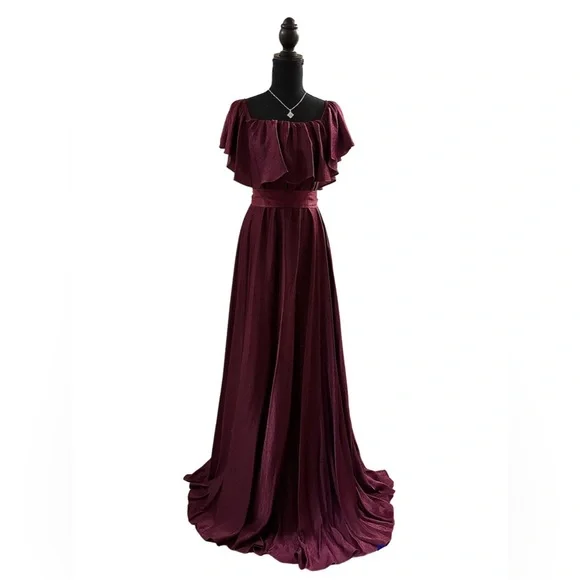 green emerald velvet dress Darwinn Drop Waist Sequin Detail Maxi Dress Burgundy